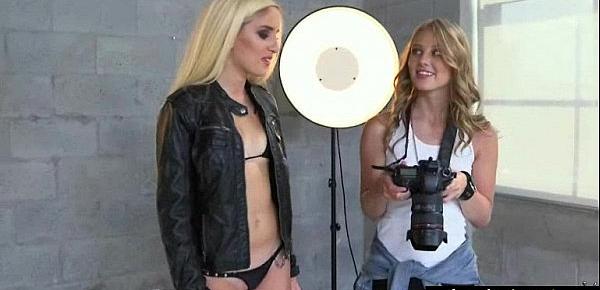  (Lily Rader & Naomi Woods) Teen Hot Lesbians Girls Play In front Of Cam vid-19